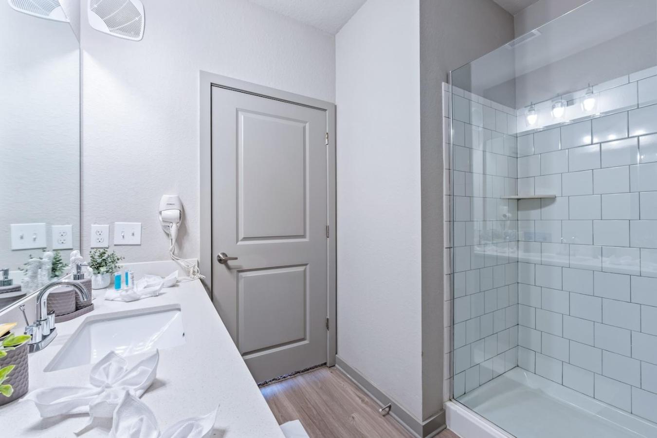 Central Avenue 2 Bed Mins From Tropicana Field St. Petersburg Luaran gambar